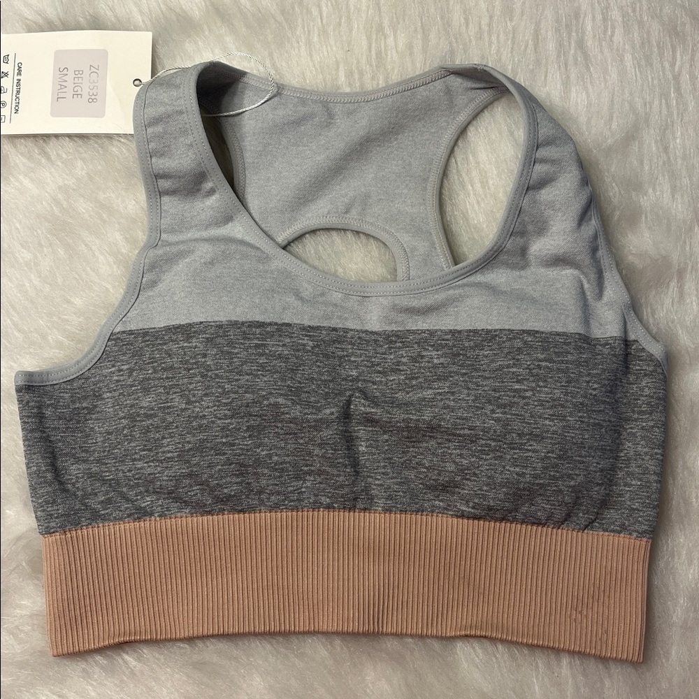 Colorblock Workout Set - Size Small - Picture 2 of 8